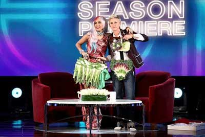 Lady Gaga身披五花肉 霸氣橫掃MTV大獎