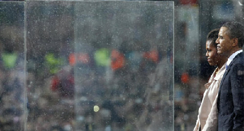 US President Barack Obama and first lady Michella Obama in Britain and Ireland