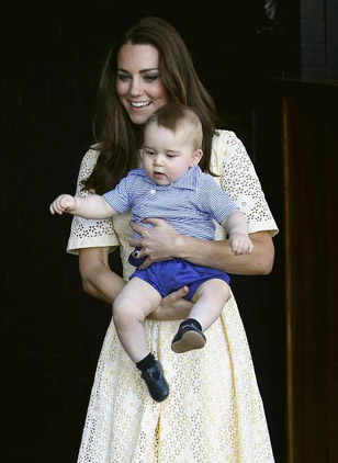 母親節(jié)在即 盤(pán)點(diǎn)歐美最靚辣媽（組圖）