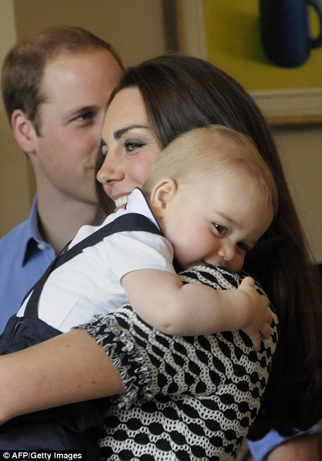 1周歲啦：喬治小王子出生至今萌照回顧