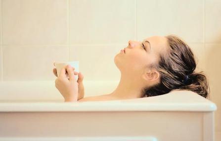 背單詞時(shí)常見(jiàn)的“浴缸效應(yīng)”