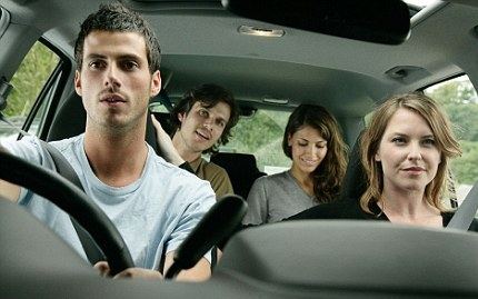 開(kāi)車最怕遭遇“惱人乘客”