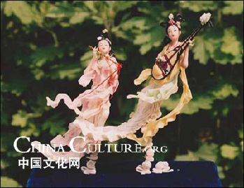 The edible artistic works: dough sculptures