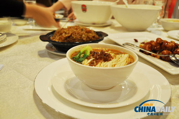 大視野：俏江南