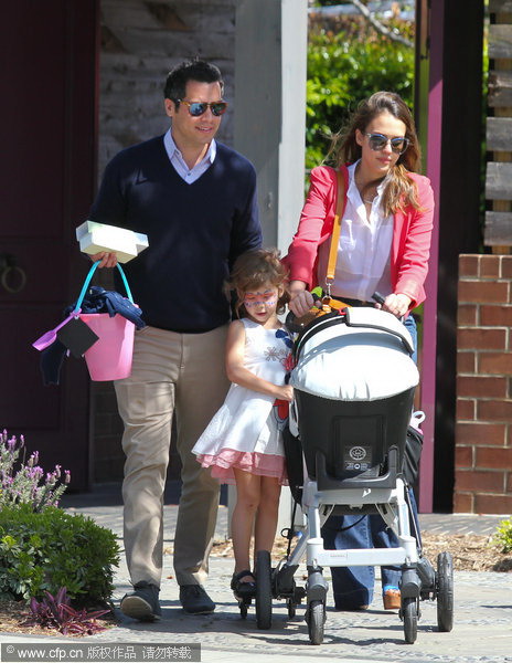 Star Tracks in April:Ricky Martin visit ABC's 