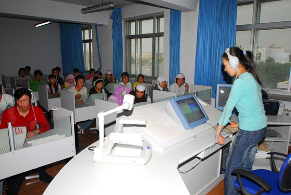 Arabic language opens doors for Chinese