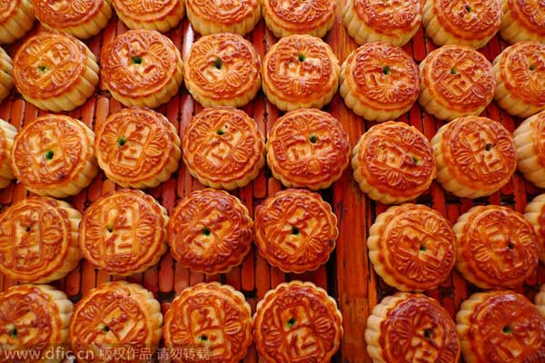 Gearing up for mooncake madness