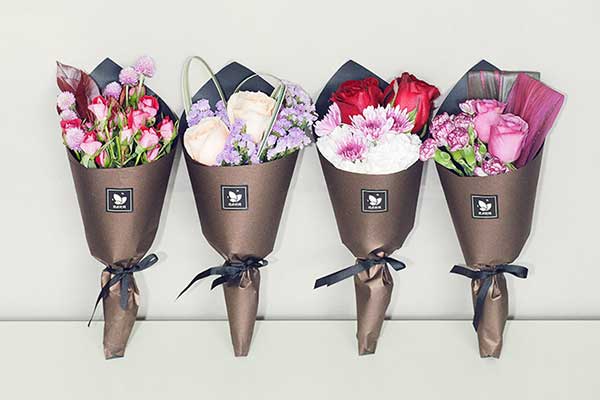 Say it with flowers, but now say it online