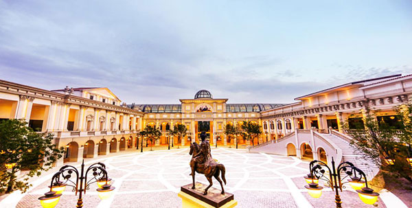 Creativo opens for luxury shopping in Tianjin