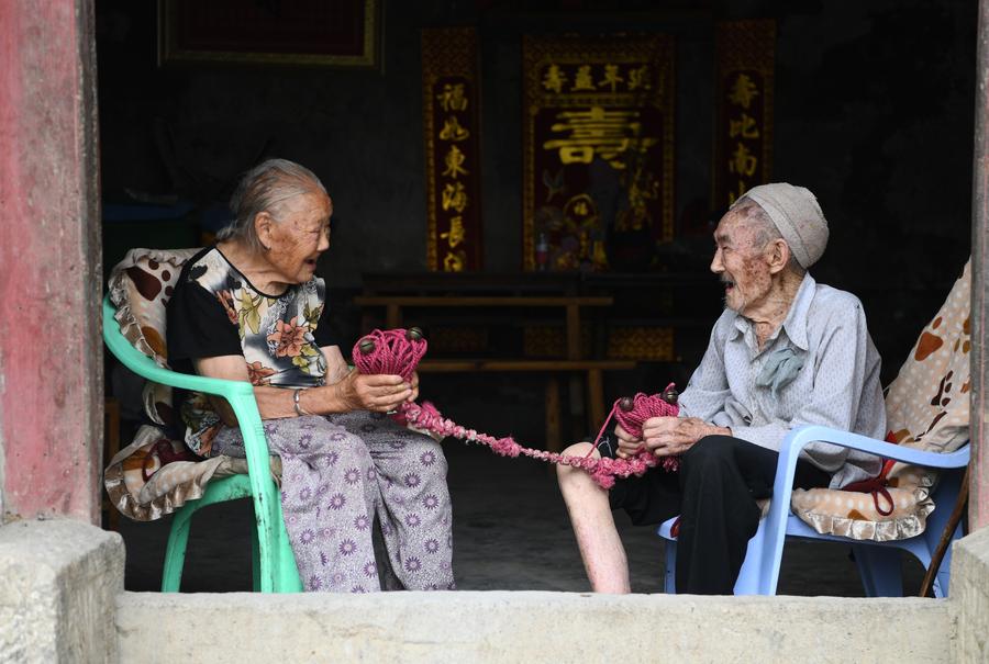 Love story of century-old couple in SW China