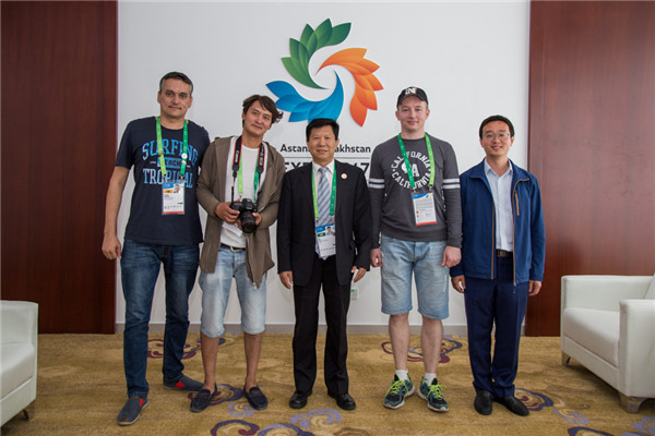 阿斯塔納世博會中國館執行館長姚瑞接受哈薩克斯坦國家廣播電視公司采訪