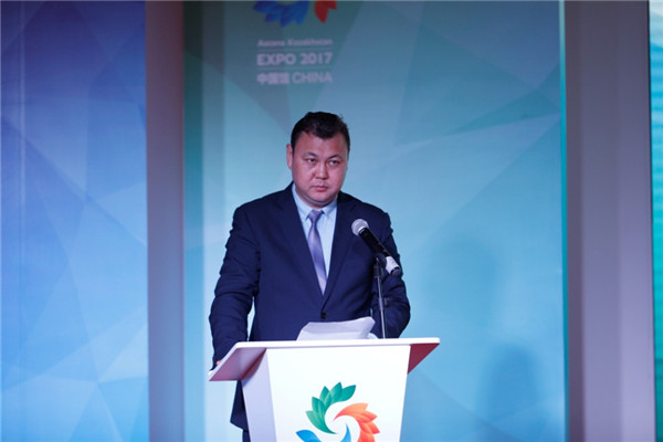 錦繡云霞路 綢都饗世博——阿斯塔納世博會中國館迎來江蘇省蘇州市吳江高新區（盛澤鎮）絲綢推介活動