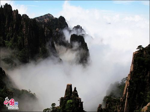 Amazing scenery of Huangshan Mountain