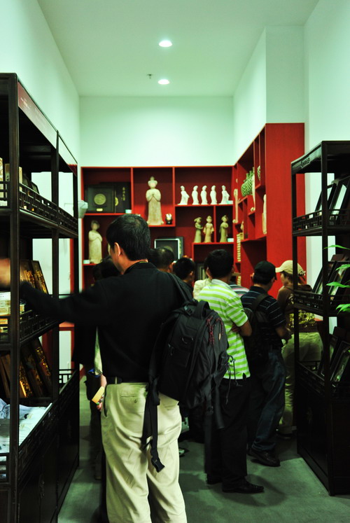 Visitors at Daming Palace Pavilion