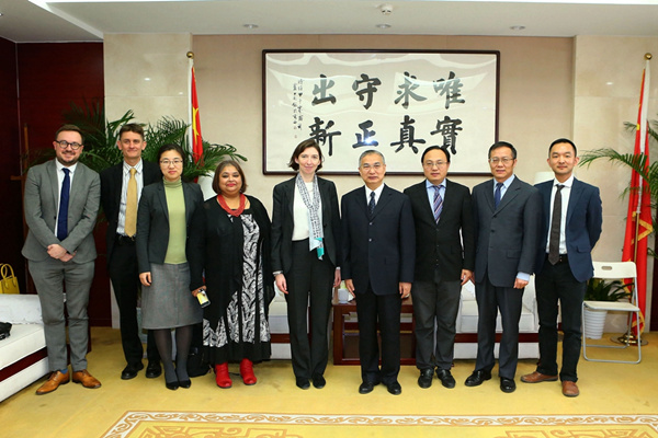 DRC Vice-President meets with UK DFID’s director-general for country programs