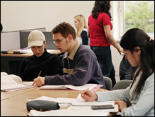 海外生占領英國研究生名額