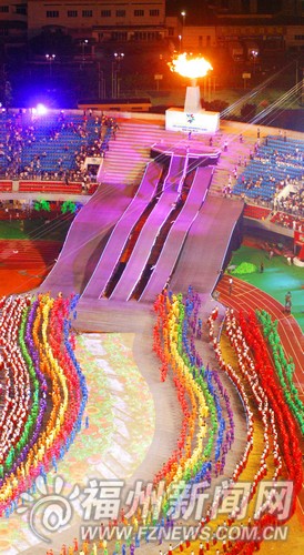 第五屆全國特奧會在福州隆重開幕 回良玉宣布開幕