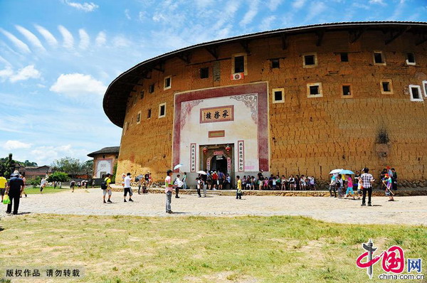 Beauty of Fujian earth buildings