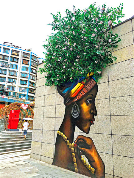 Transformers 'break' walls in Guiyang