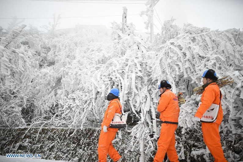Power companies take measures to secure power supply under bad weather