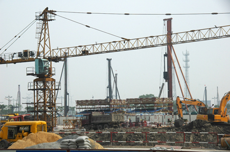 Huaqiao Park well under construction