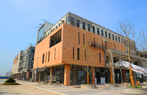 One place to exercise, the resort to have fun