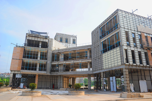 One place to exercise, the resort to have fun