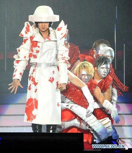 Singer Lin Junjie holds concert in Wuhan City