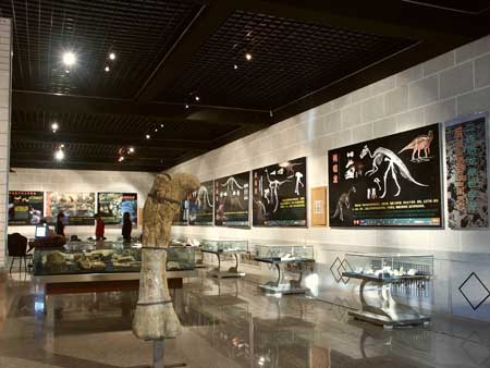 Erlian: Hometown of the Dinosaurs