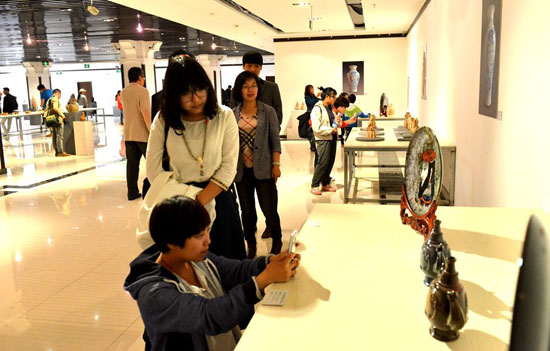 Pottery and sculpture exhibition opens