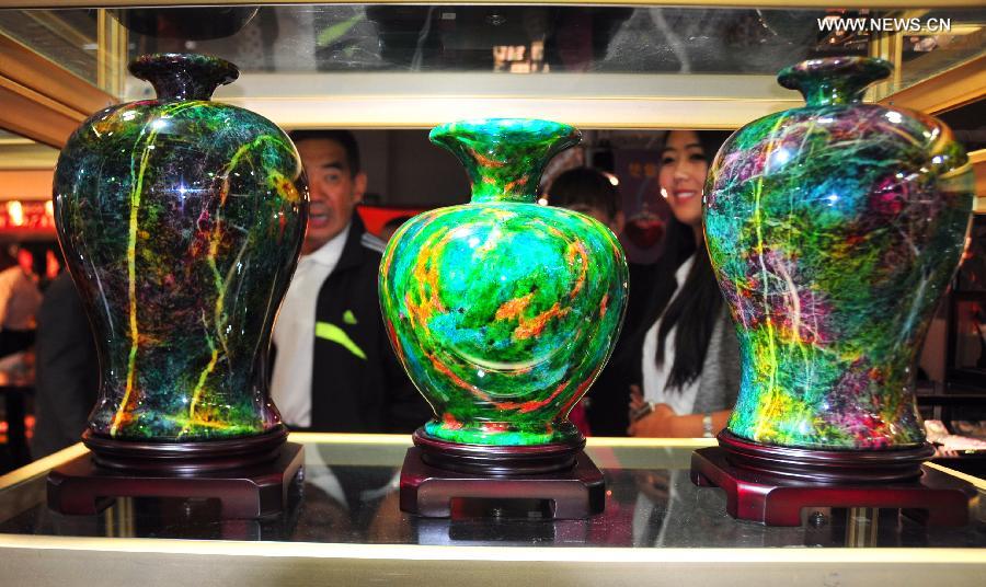 Jewel & jade expo kicks off in Hohhot