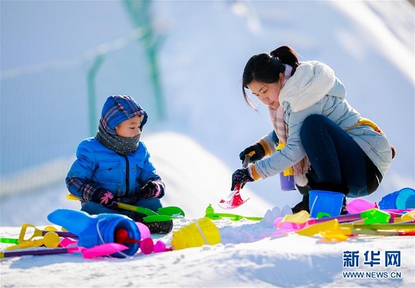 Family fun in ice and snow park