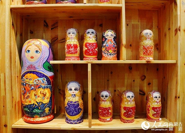 Discover matryoshka dolls in Manzhouli
