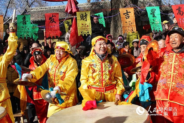 War drum performance in Togtoh county