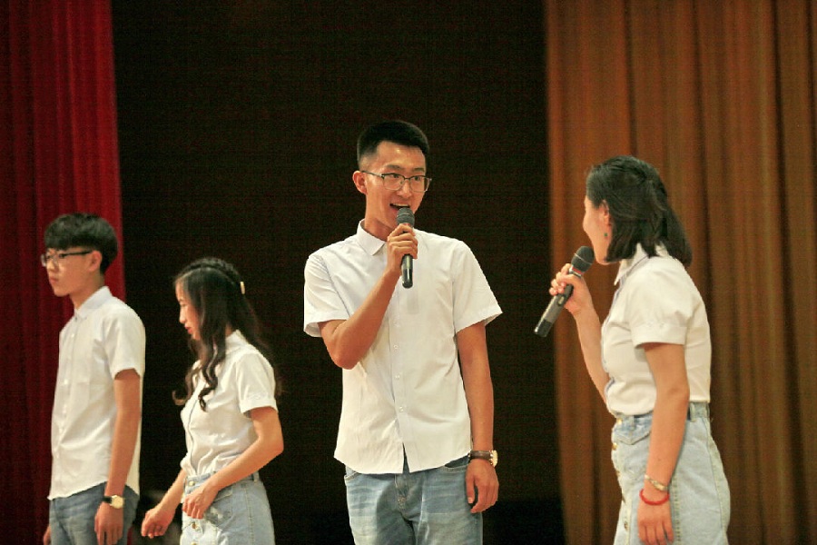 Poetry recital marks 70th anniversary