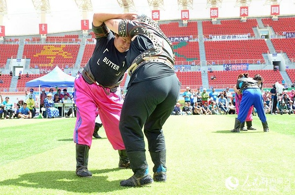 Female wrestlers compete at ethnic games