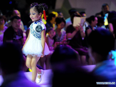 New Silk Road children model and talent show held in NE China
