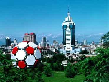 Chinese mainland's top 10 cities for tycoons