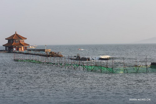 Zhanqiao Bridge in Qingdao under renovation