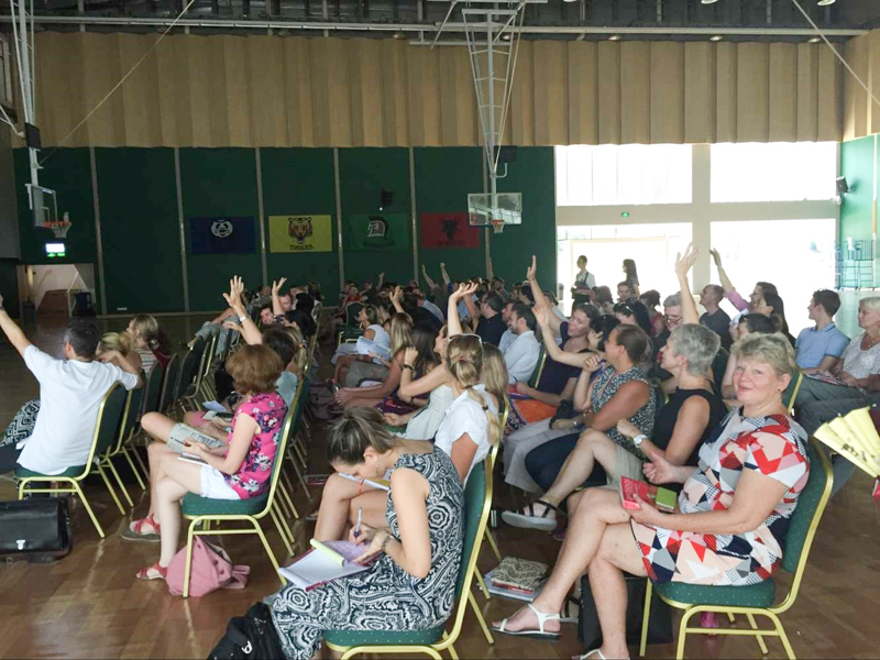 Chinese culture lectures for foreigners held in Guangzhou