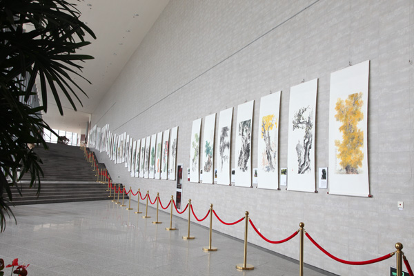 Chenshan Botanical Garden hosts Chinese painting exhibition