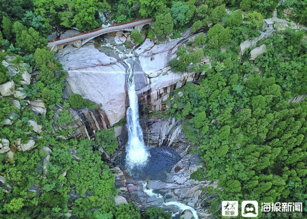 Waterfall on Mount Tai makes a splash after rain