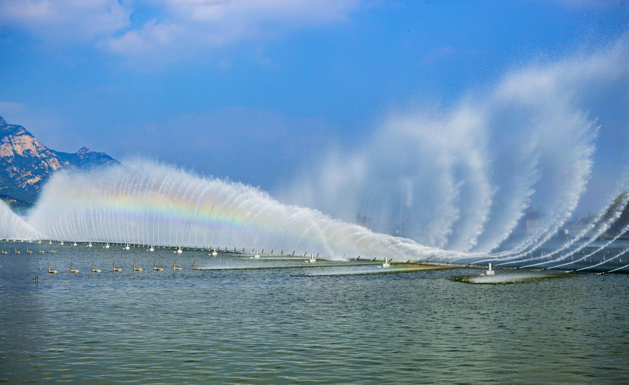 Music fountain offers spectacular views in Tai'an