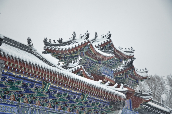 Snow-covered Shenyang in spring