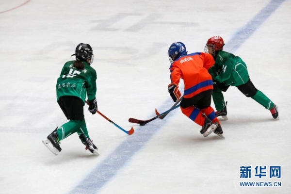 Liaoning Youth Hockey School League opens in Shenyang