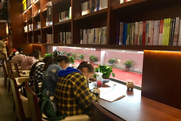 Reading festival opens in Shenyang