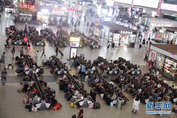 Shenyang rail group sees first passenger peak