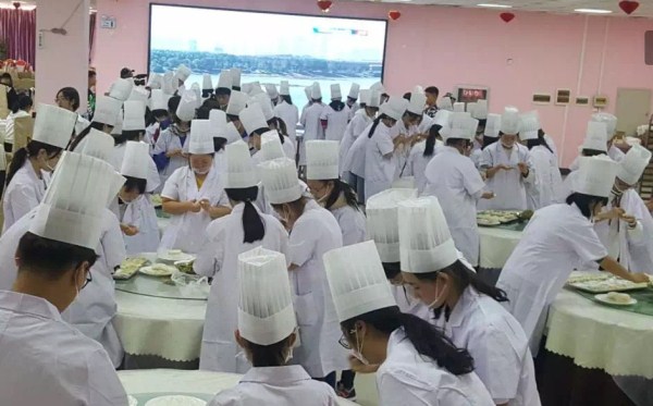 Teachers' Day marked with dumplings in Shenyang