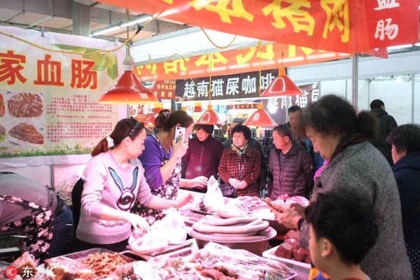 Foodies flock to Shenyang fair