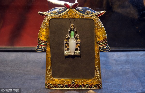 Jewelry and jade exhibition opens in Shenyang